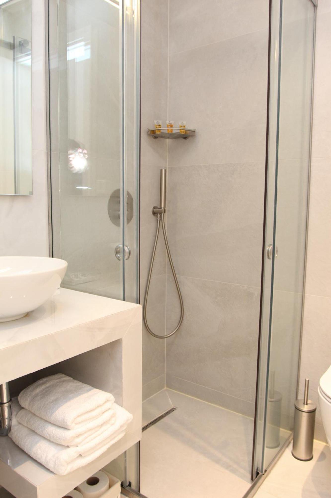 Central Metropolis Luxury Living Athens Exterior photo